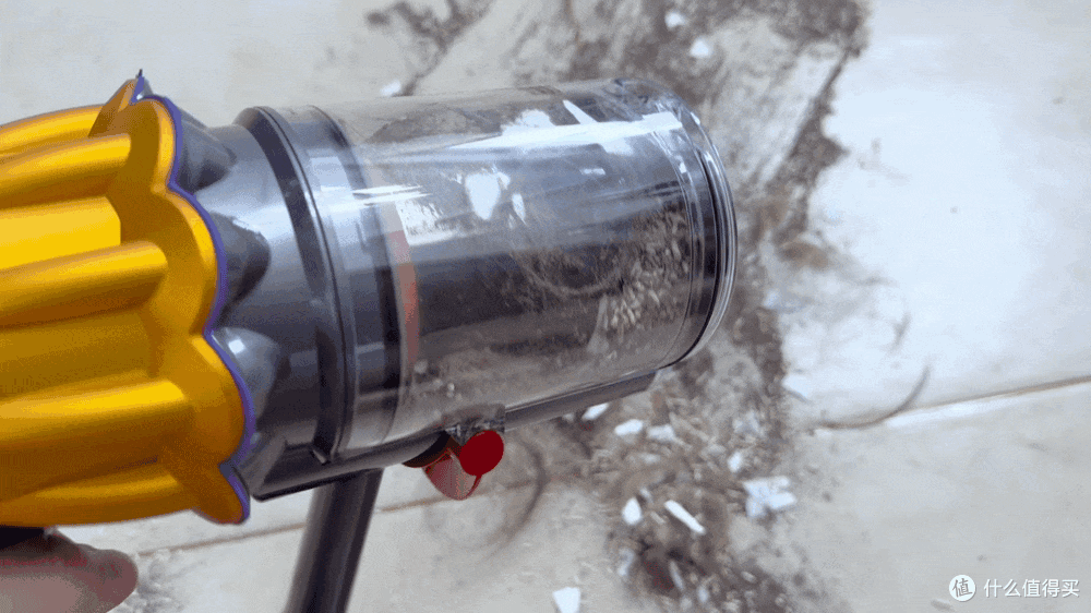 吸尘器极限横评：戴森、追觅、友望、德尔玛，到底哪款更好用？自集尘基站能不能解放双手？