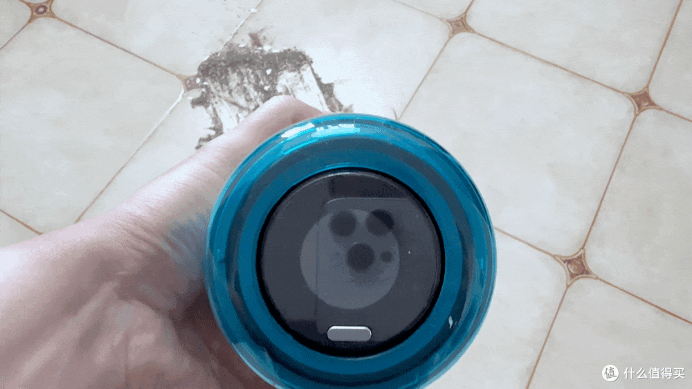 吸尘器极限横评：戴森、追觅、友望、德尔玛，到底哪款更好用？自集尘基站能不能解放双手？