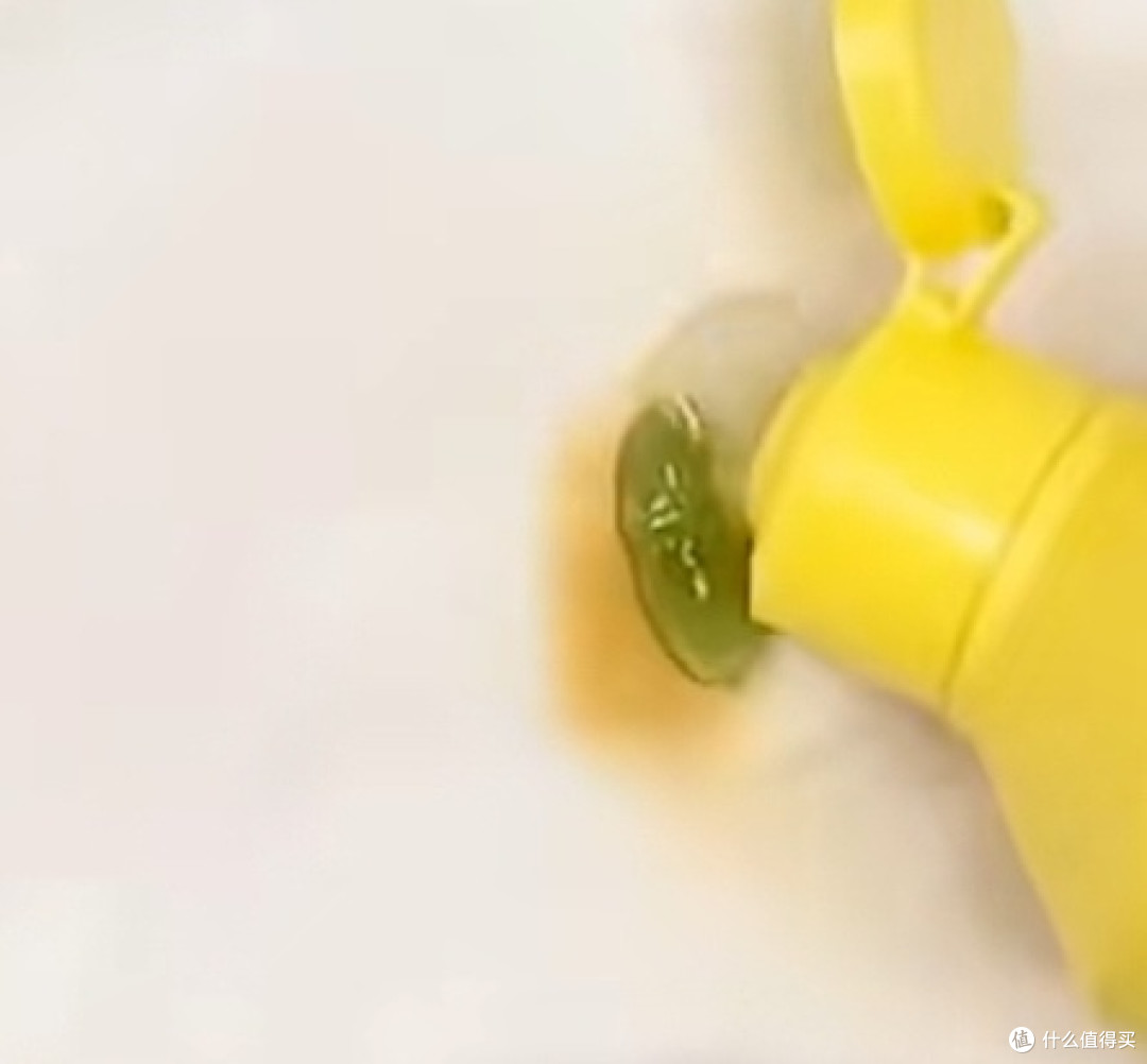 妙招去除衣物锈迹,衣物焕然一新!