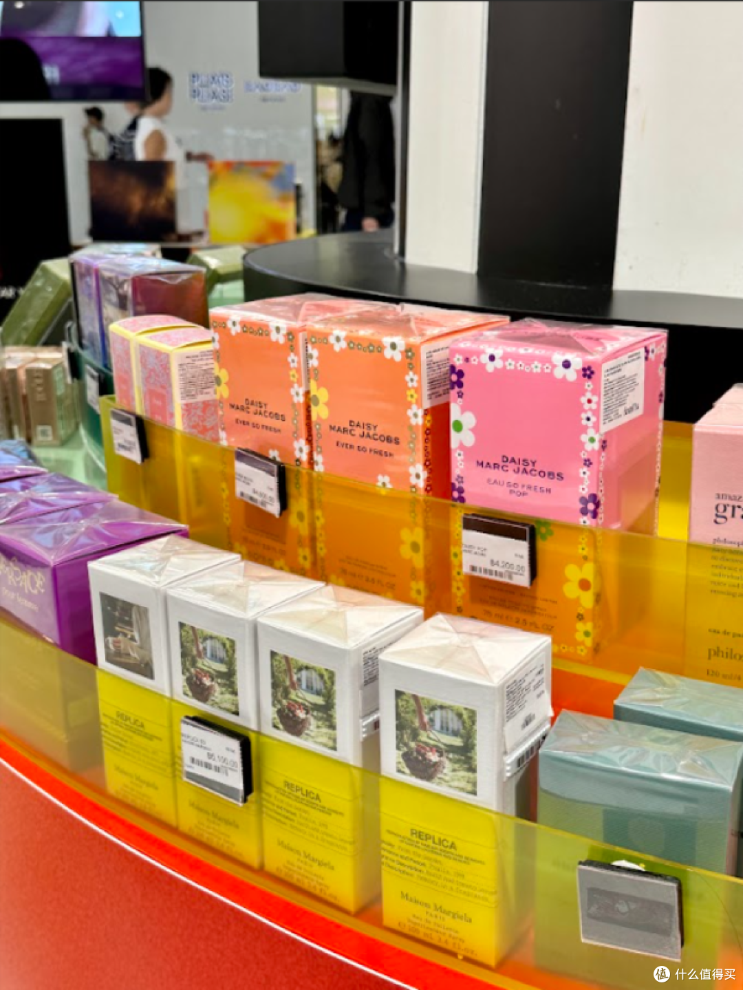 来泰国EM商圈逛一逛美容区,精品大牌香水,值得入手!