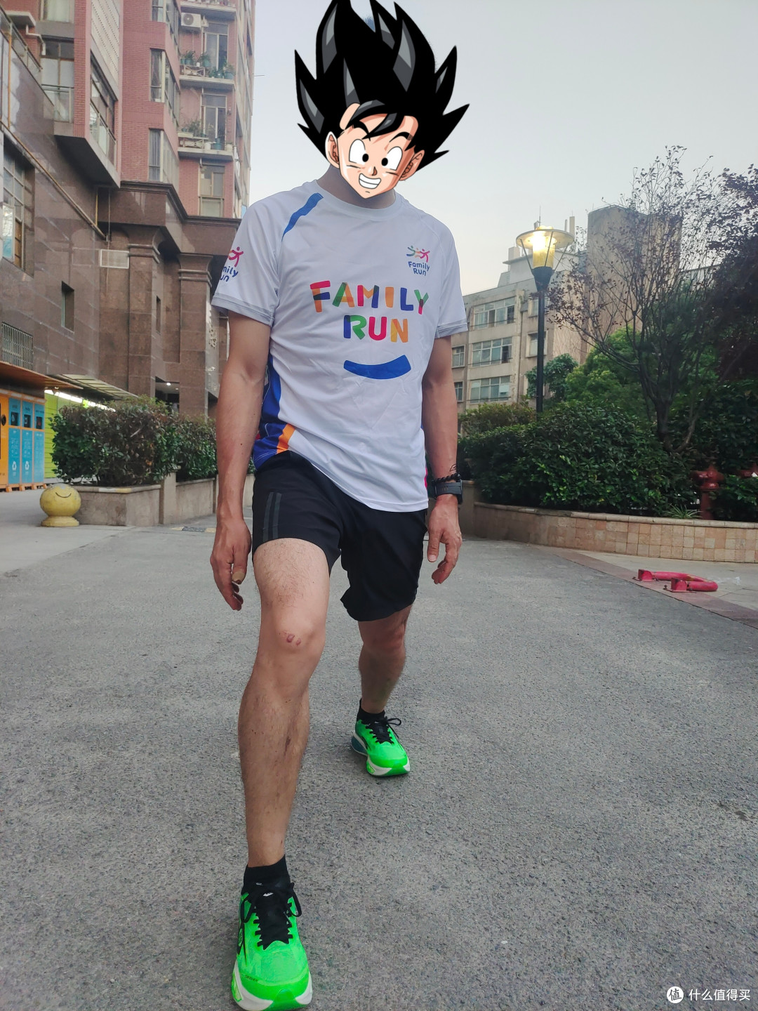 82年中年大叔，52分钟晨跑10km