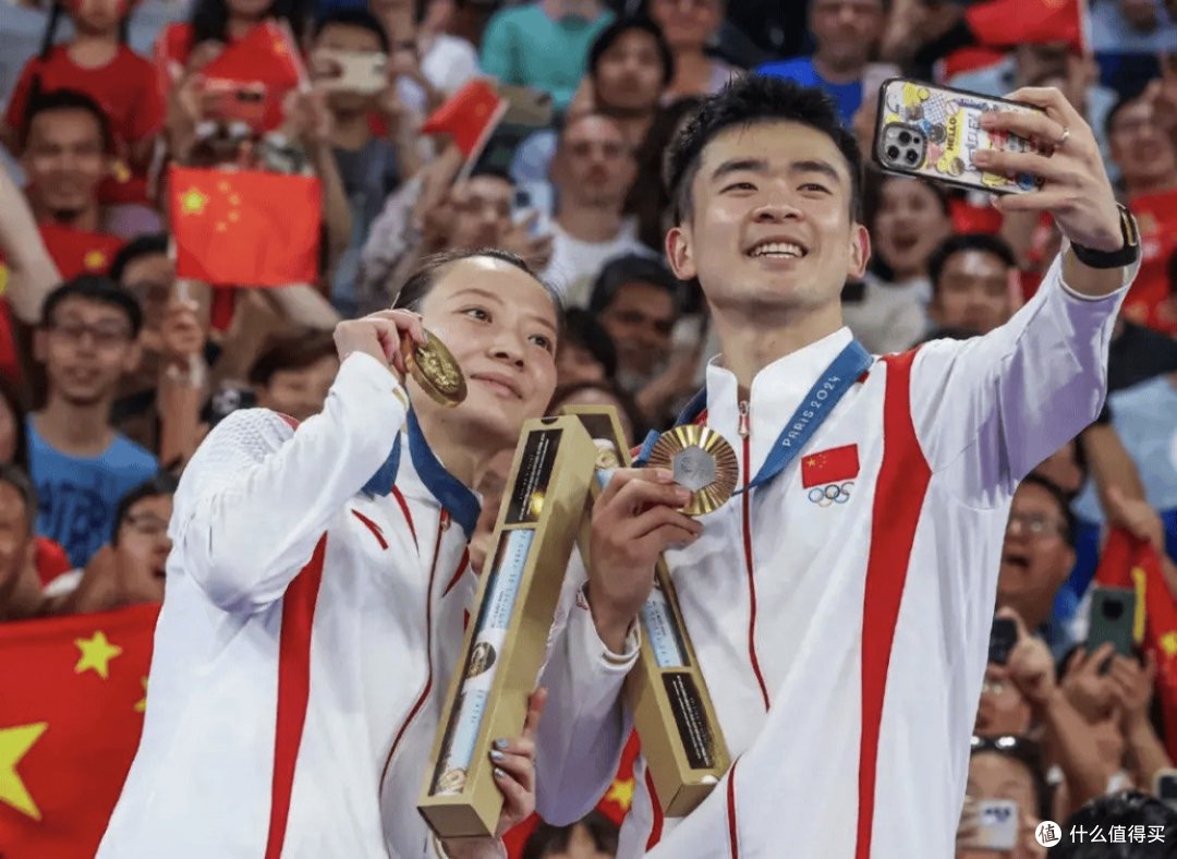 郑思维黄雅琼奥运夺冠
