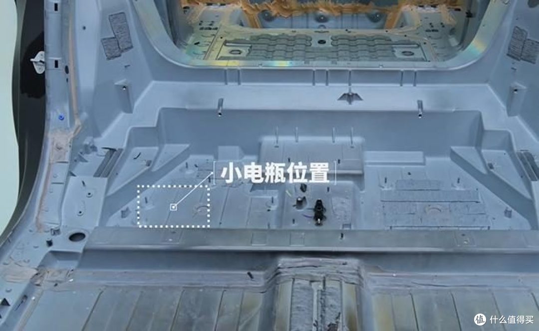 离谱测试！小米SU7对撞极氪007，暴露了极氪007一亮点