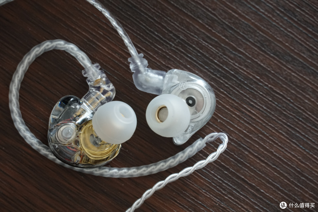 如今99元的国产耳机,也有类似索尼IER-Z1R的细节设计了