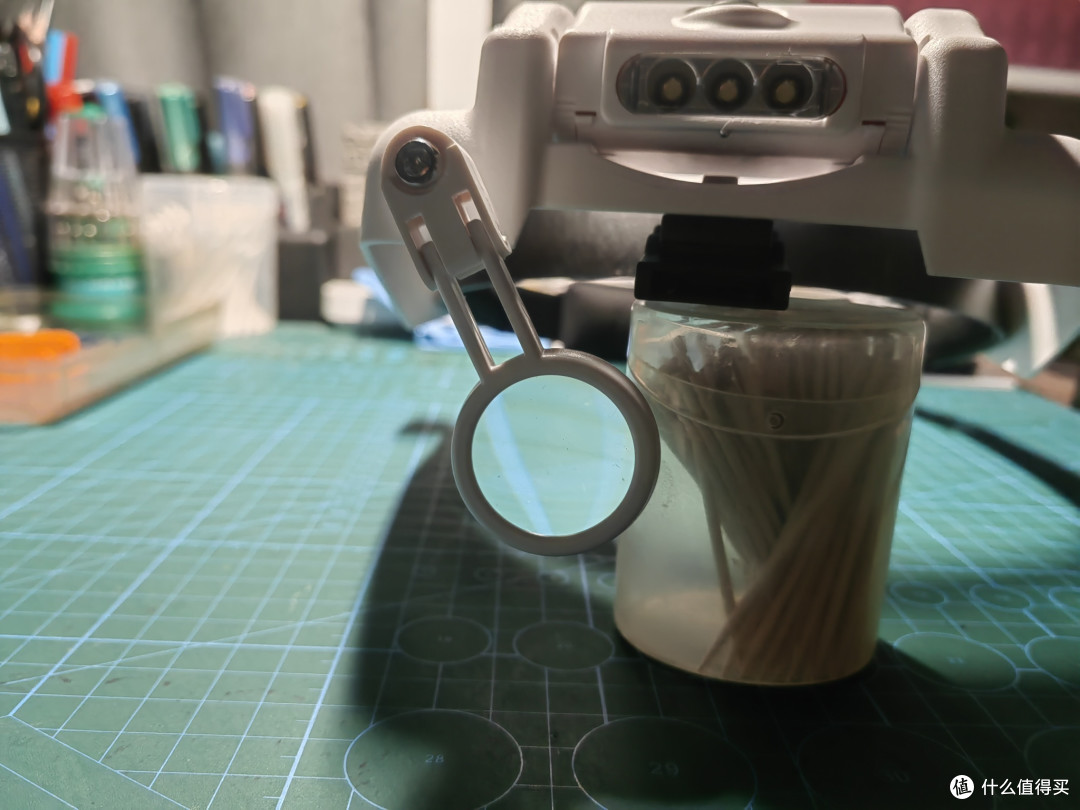 和大家简单聊一聊最近新入手的工具(玩具)——头戴式多倍率观瞄镜