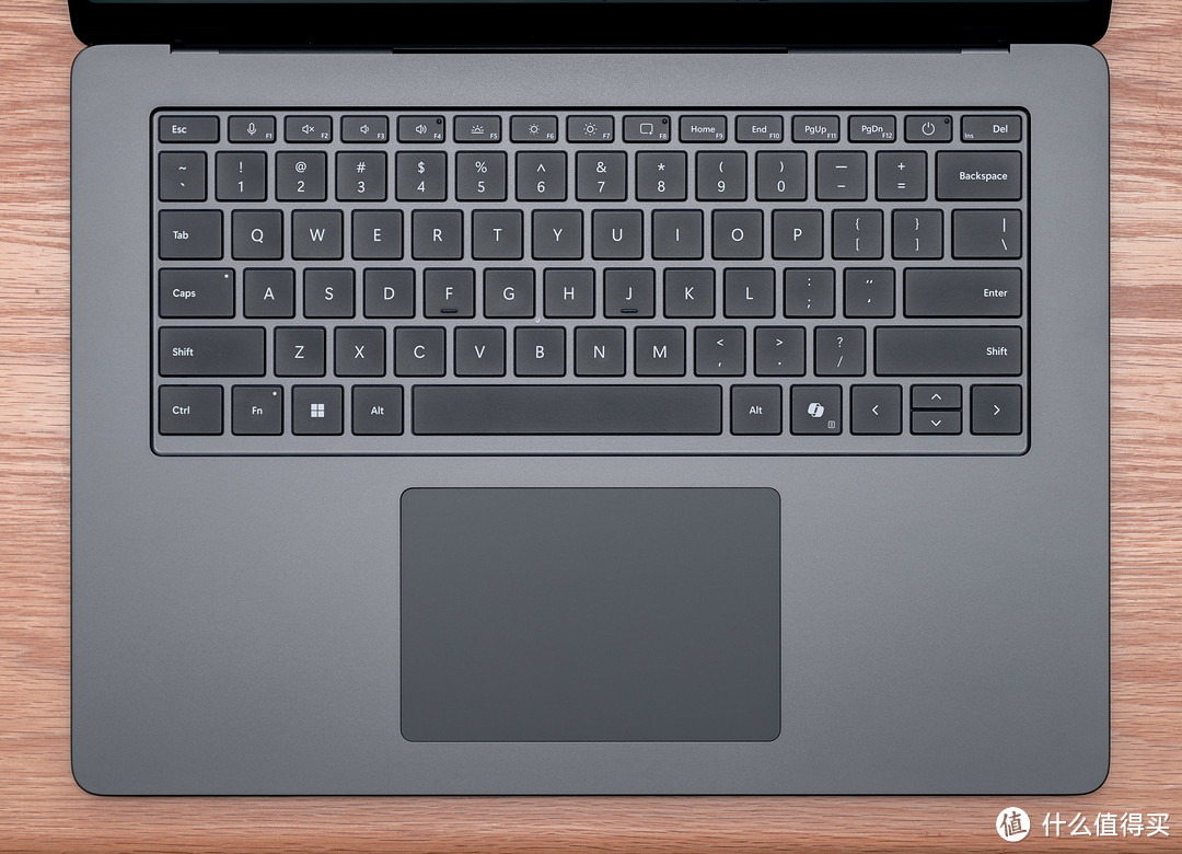 28 小时办公续航！微软 Surface Laptop 7 携手高通骁龙 X 王者归来