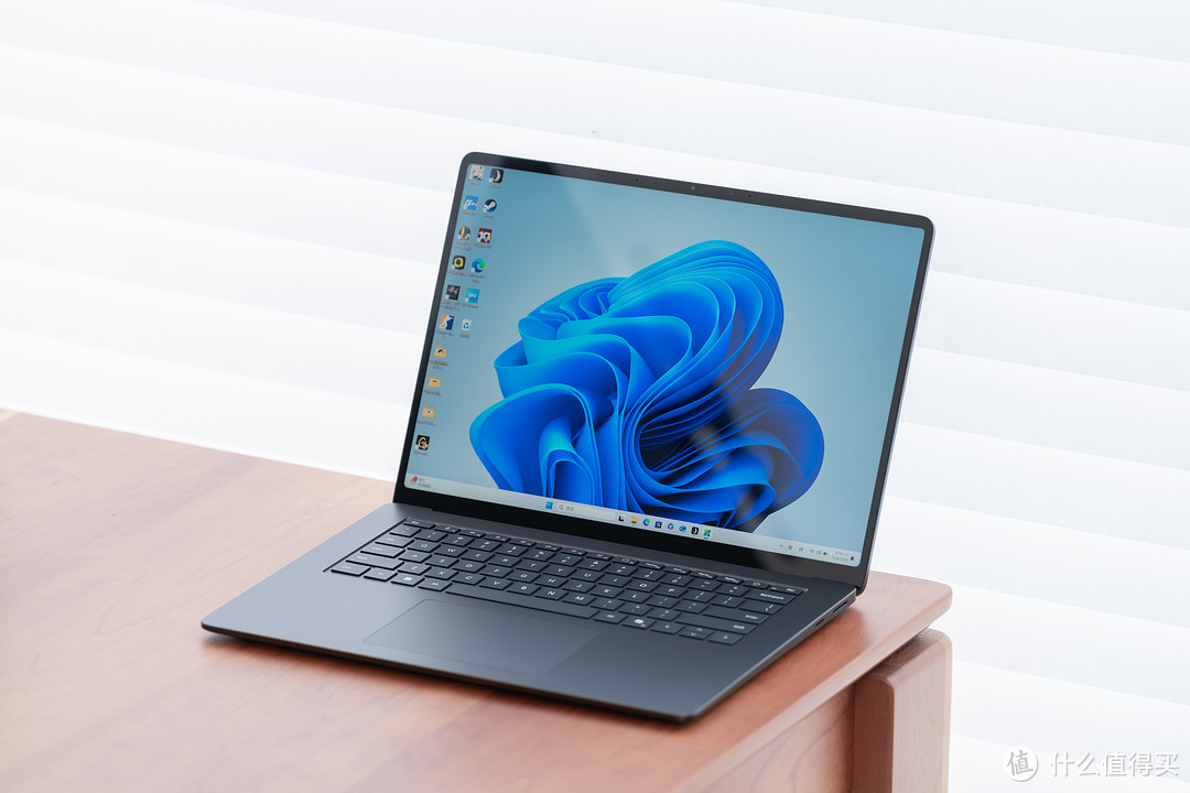 28 小时办公续航！微软 Surface Laptop 7 携手高通骁龙 X 王者归来