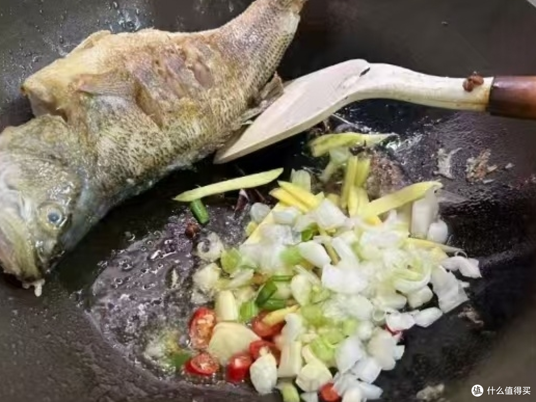美味健康的红烧鲈鱼,秋膘狠狠贴起来!