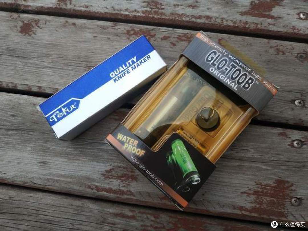 老牌EDC,好看好用好折扣:歌路途警示灯&迪克幻彩快递刀