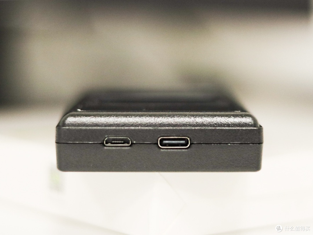 强得可怕,208元,2400mAh,7.4V ,适用于佳能90D的灵野 LP-E6NH 电池凭什么能干掉原装电池