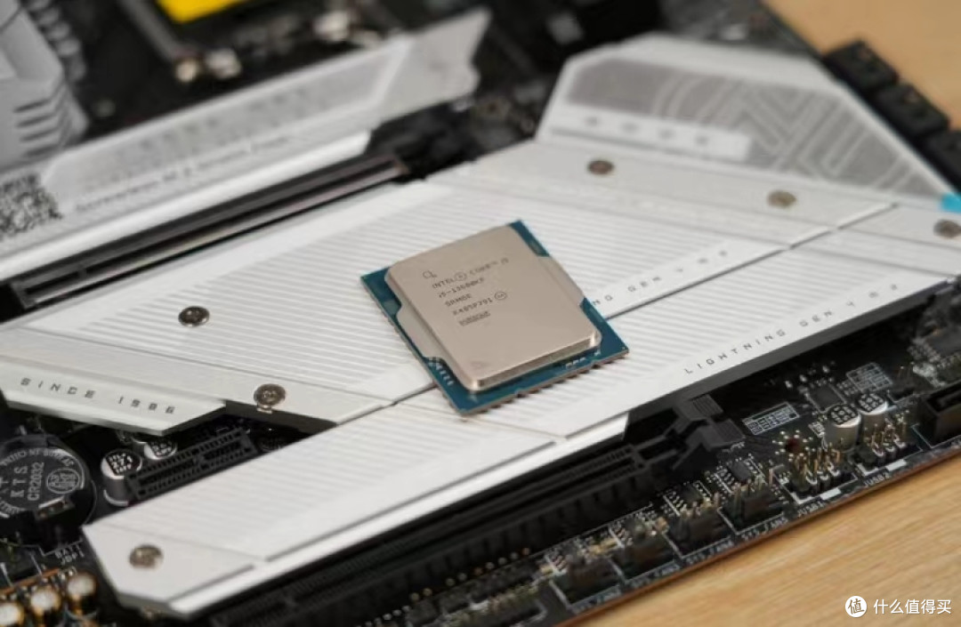 默秒全？！英特尔、AMD四大热门处理器综合测评对比！