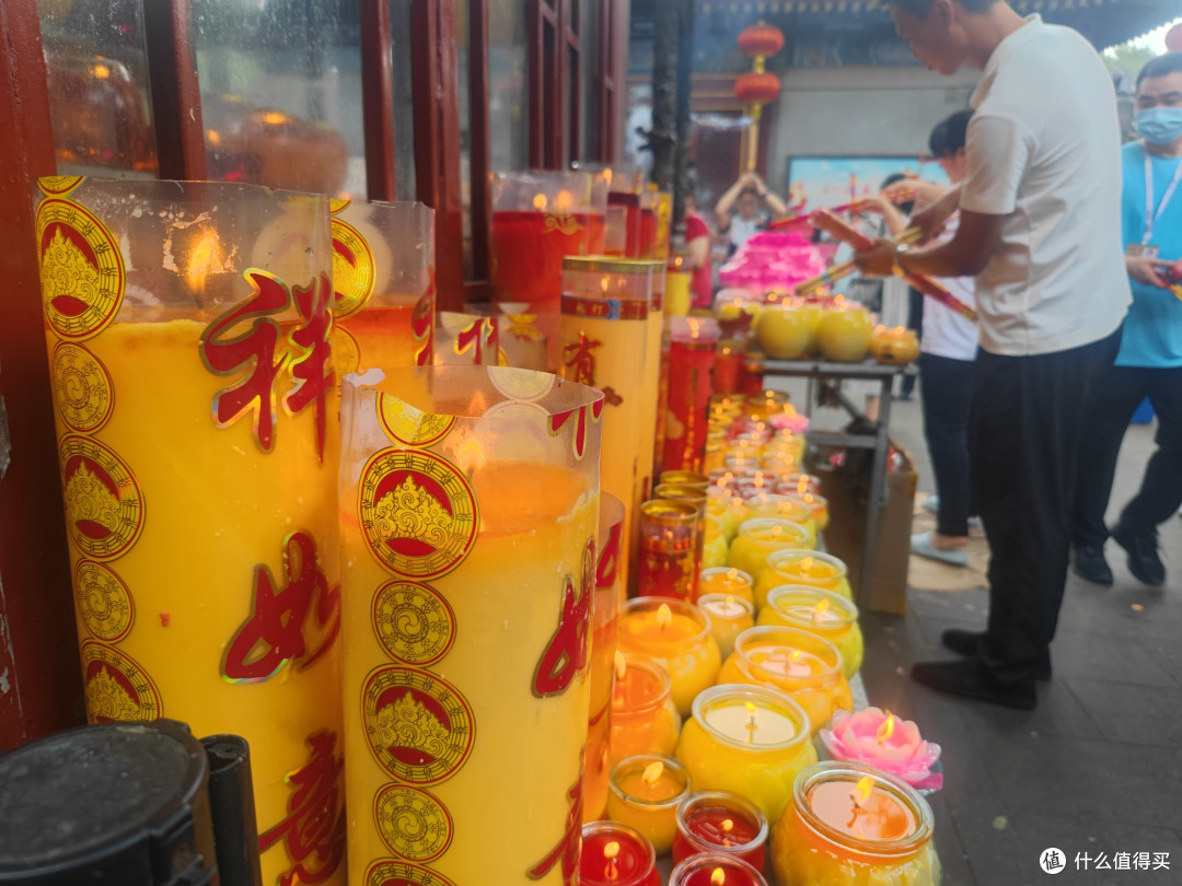 今日去了广华寺和火神庙，看看一日三节的样子