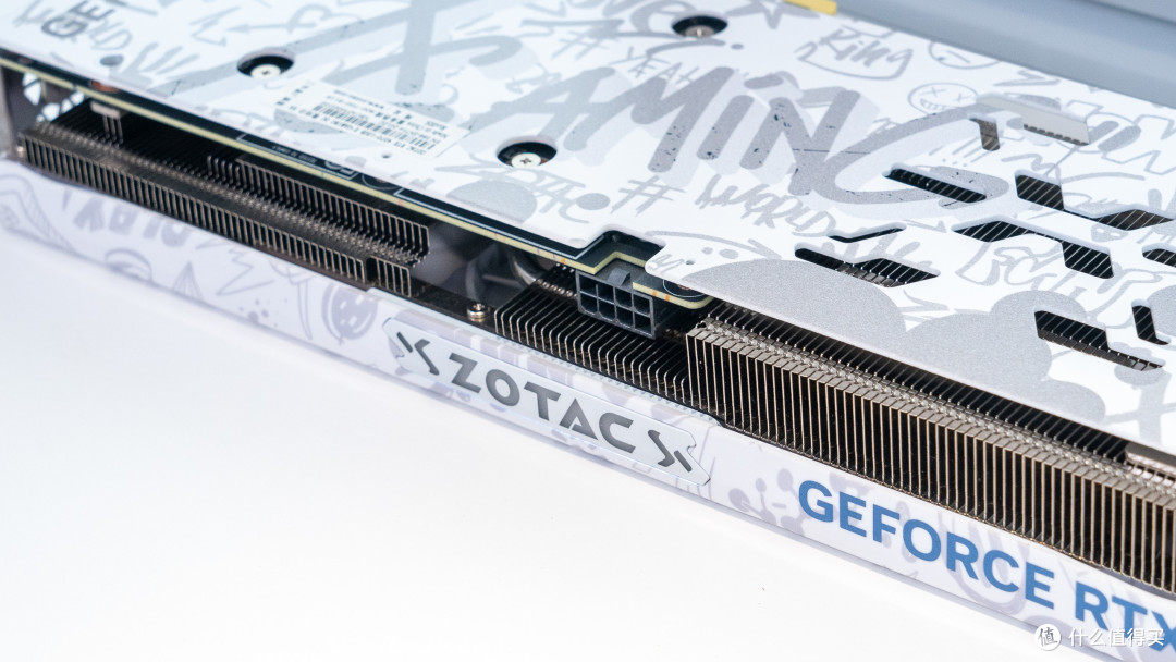 桌面的艺术:分形工艺MOOD+华擎 Z790i+索泰4070欧泊白装机分享
