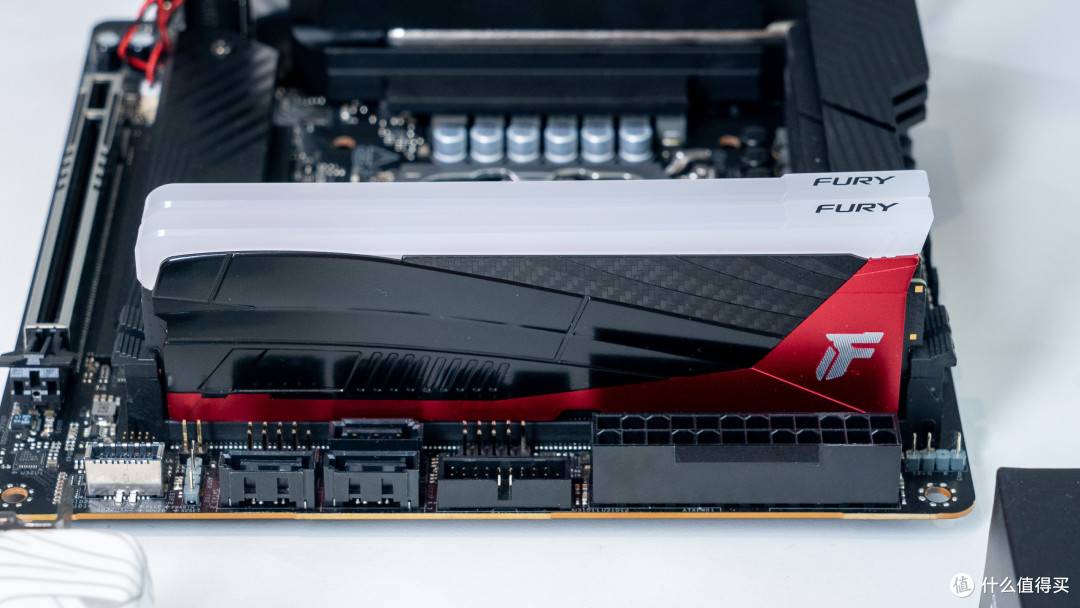 桌面的艺术:分形工艺MOOD+华擎 Z790i+索泰4070欧泊白装机分享