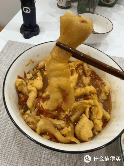 无骨鸡爪哪家强?市面上很火的无骨鸡爪测评,鸡爪控自觉进来
