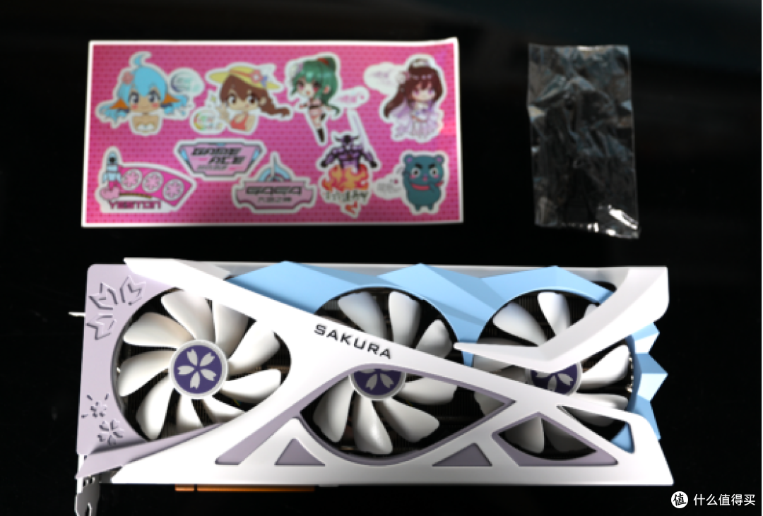 盈通RX7800XT樱瞳花嫁开箱测评：在《绝区零》丝滑打怪也很香