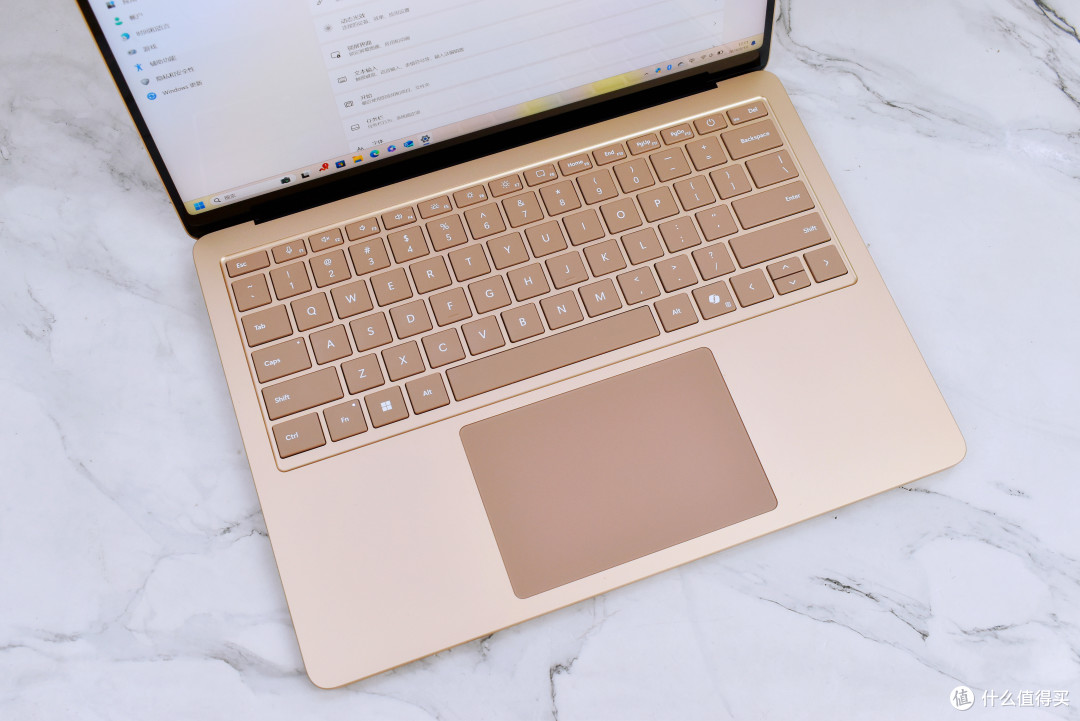 科技与美学的完美融合，Surface Laptop 第 7 版 骁龙X Elite赋能，非凡质感卓越体验