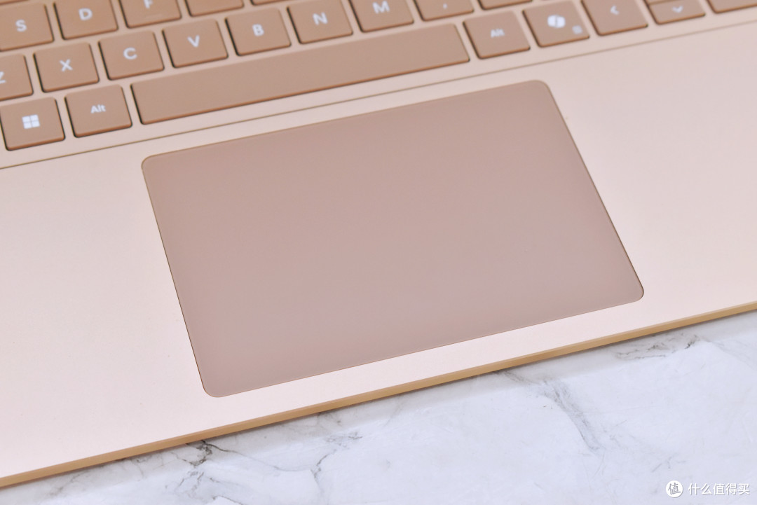 科技与美学的完美融合，Surface Laptop 第 7 版 骁龙X Elite赋能，非凡质感卓越体验