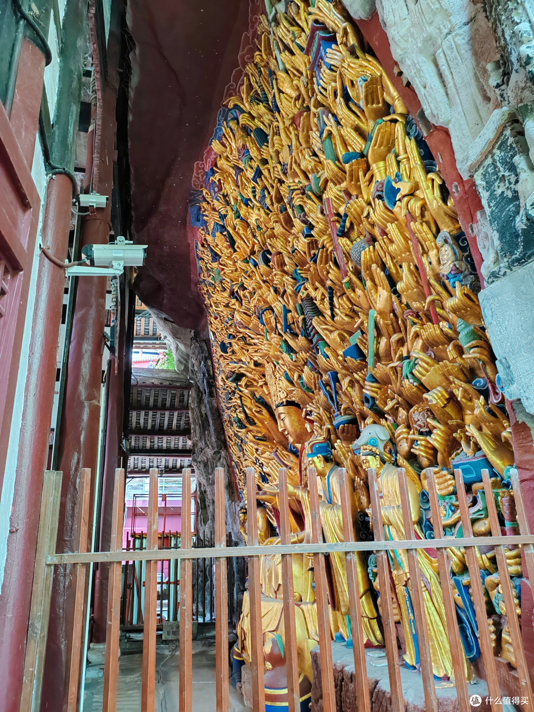 千手观音侧面