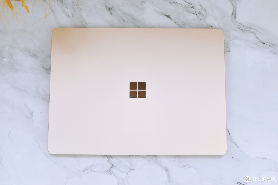 科技与美学的完美融合，Surface Laptop 第 7 版 骁龙X Elite赋能，非凡质感卓越体验