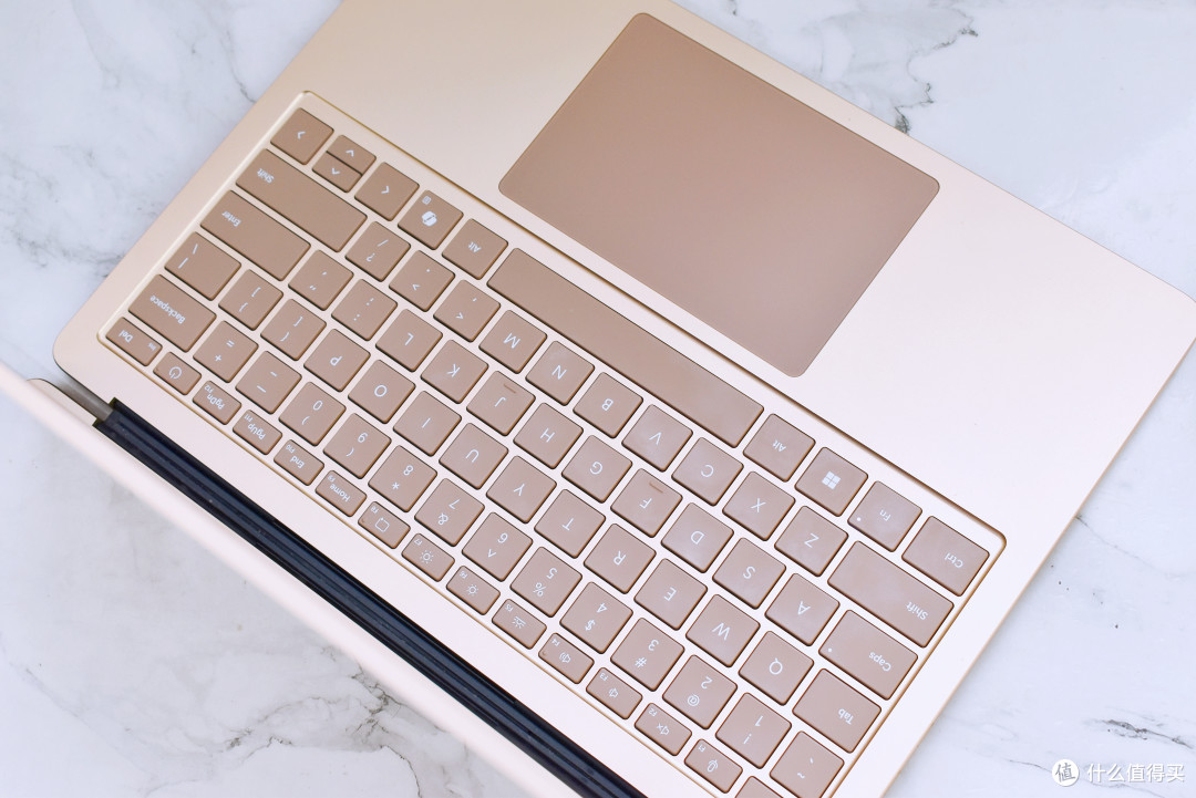 科技与美学的完美融合，Surface Laptop 第 7 版 骁龙X Elite赋能，非凡质感卓越体验