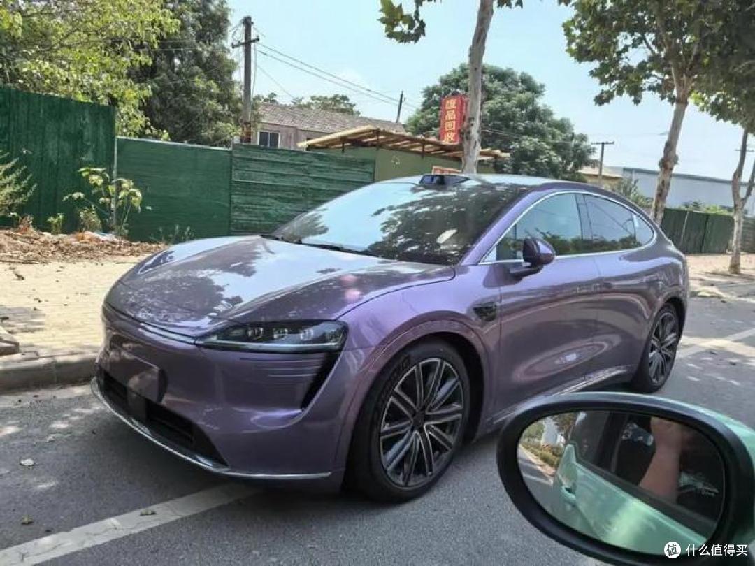 车身尺寸比肩宝马X6 搭载激光雷达 轿跑SUV智界R7将亮相