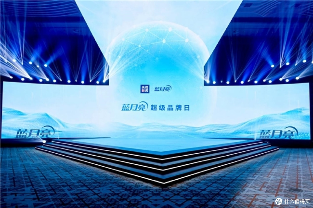 超品日火出圈 推开洗衣新时代大门的为什么是蓝月亮?