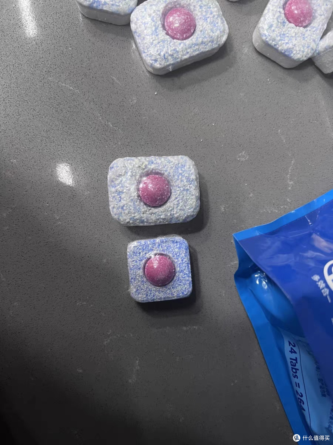 亮碟洗碗块,轻松搞定油腻碗盘!