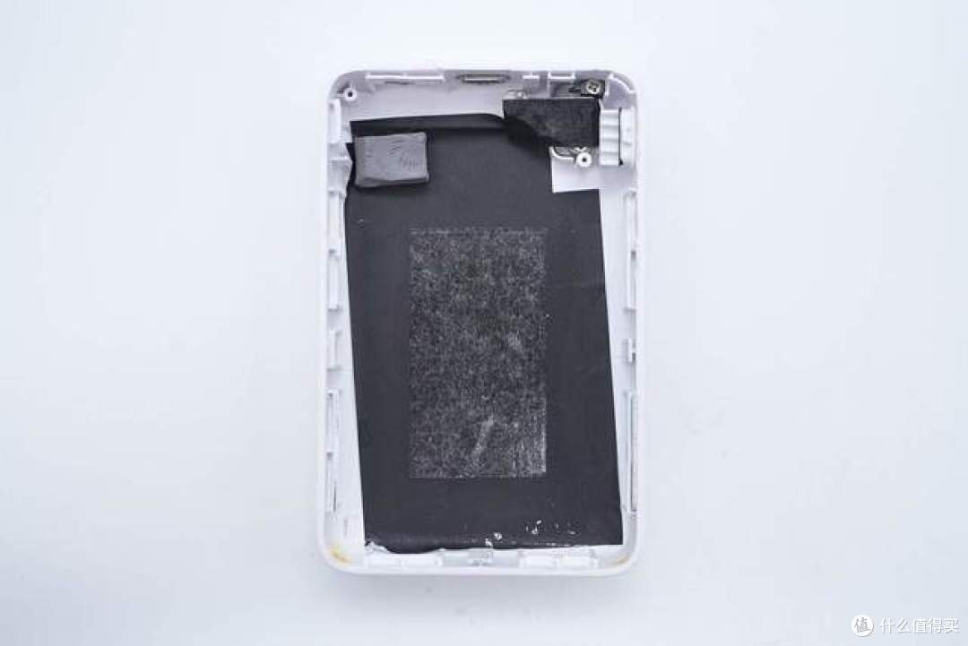 拆解报告:好斯美Qi2磁吸充电宝i21