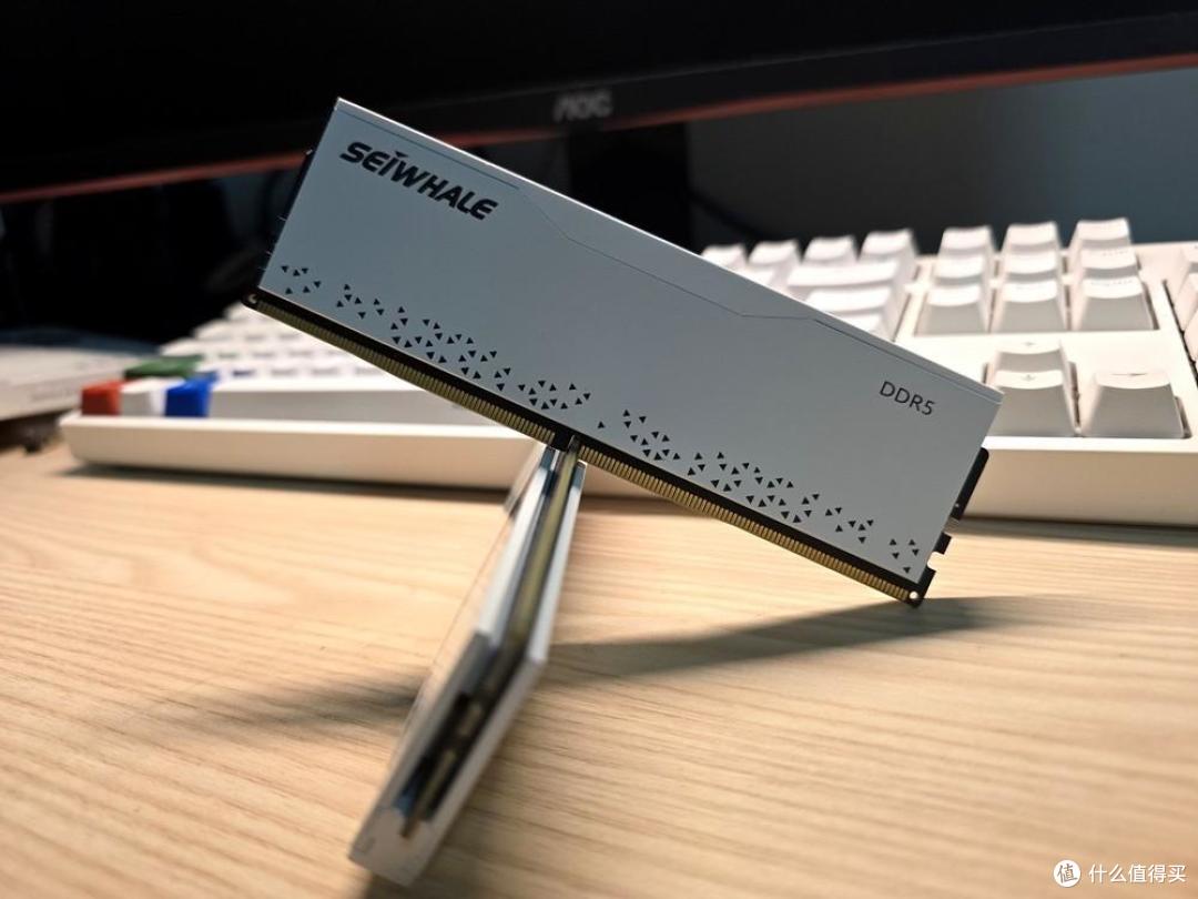 DDR5内存再现“卷王”!实战枭鲸审判者DDR5内存超频!