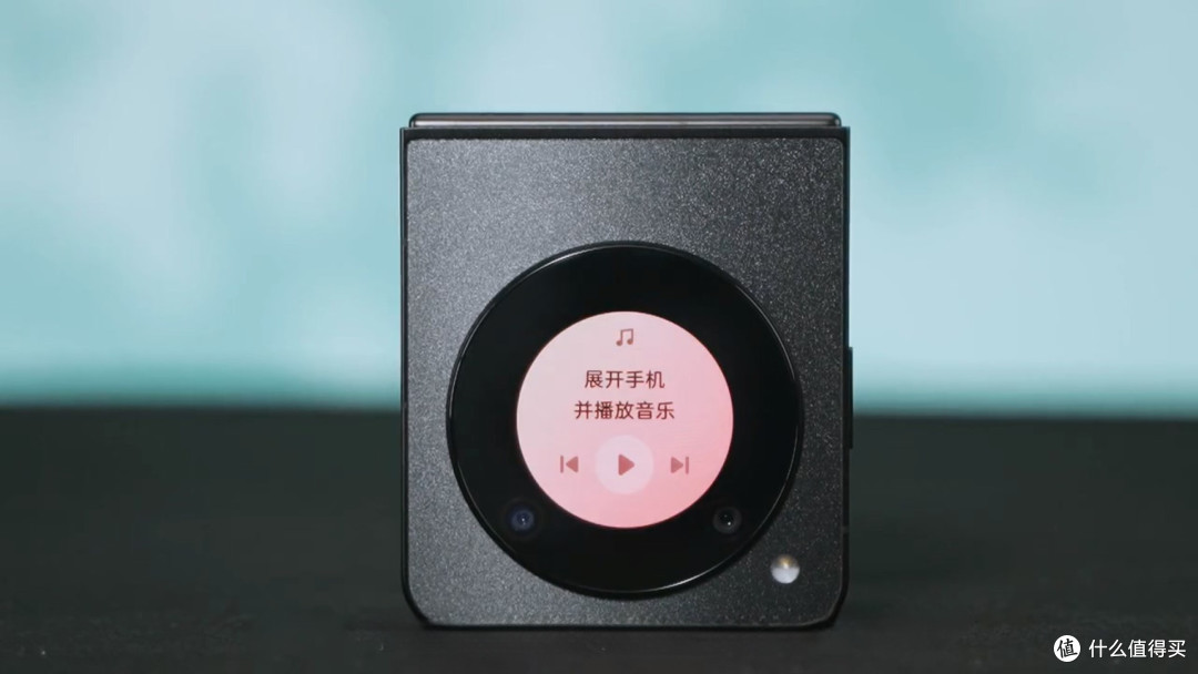 努比亚Flip小折叠深度体验,三大亮点和一个缺点,2499香爆了!