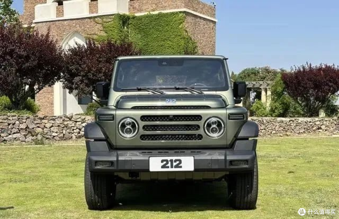 售13.99-17.29万元 212越野车T01正式上市