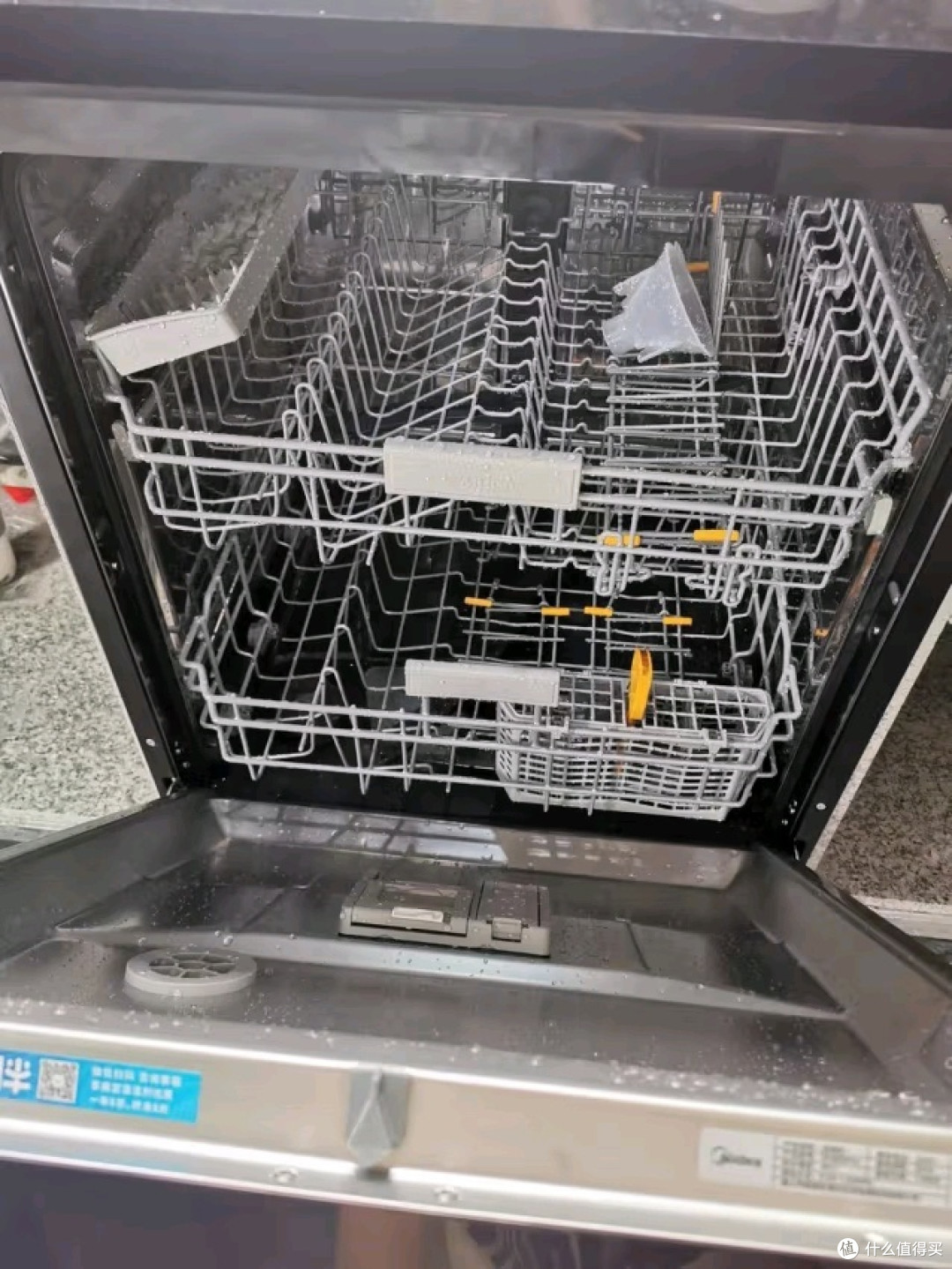 美的RX600Max洗碗机：家庭厨房的新宠儿