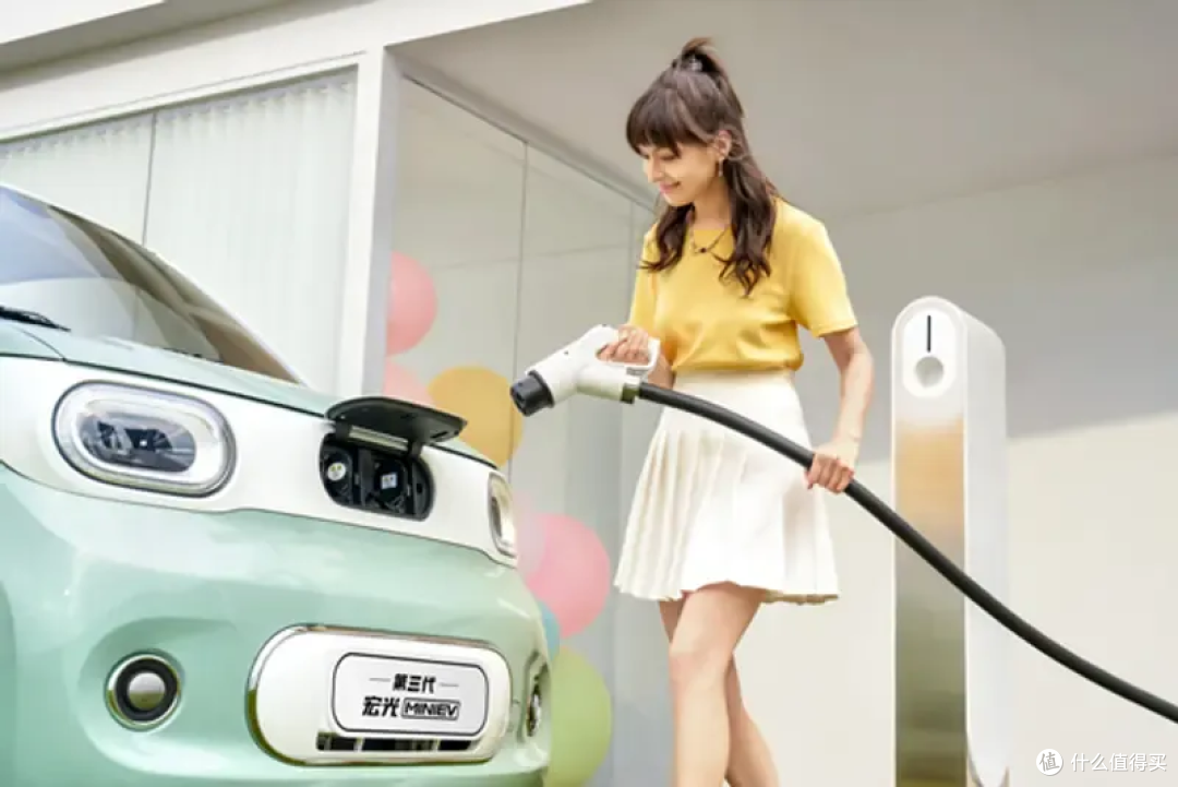 不是宝马Mini买不起,而是五菱宏光MINI EV更有性价比