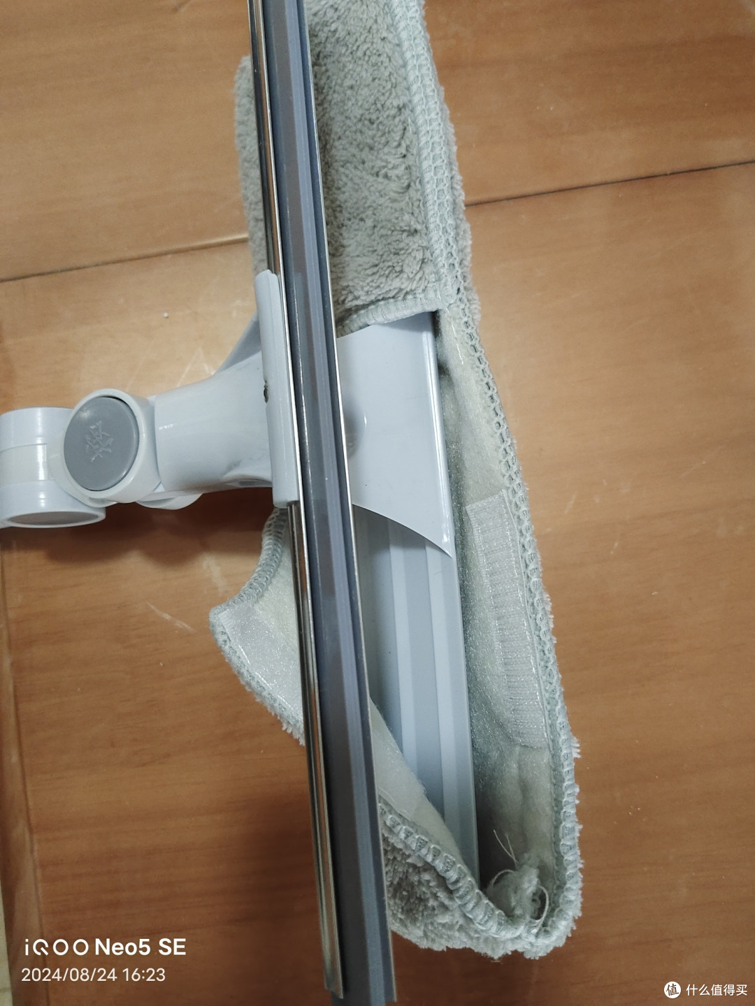 本上擦窗神器和亿丽佳擦窗神器