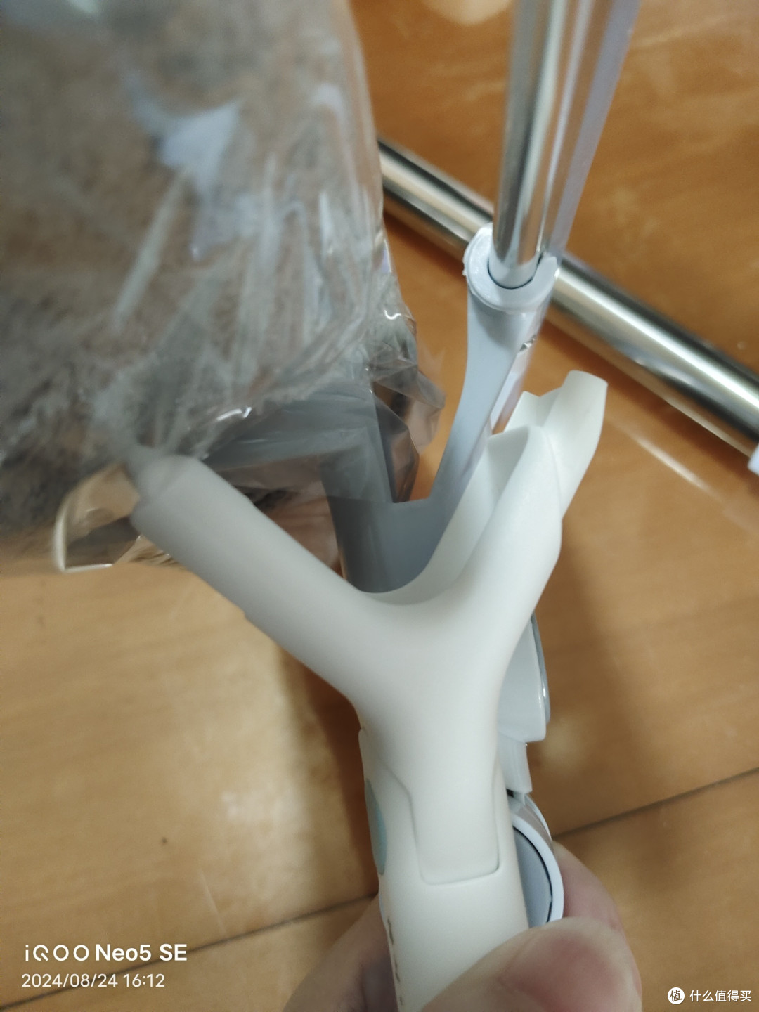 本上擦窗神器和亿丽佳擦窗神器