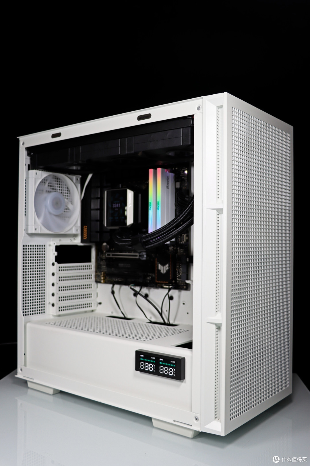 这就是高频内存的强大!佰维 DW100 DDR5 6800 16G*2 + 8700G 也能玩 3A 大作!