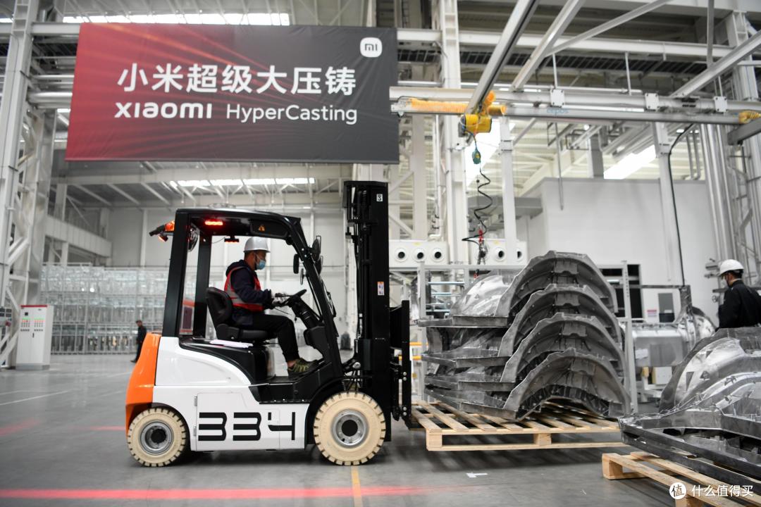 小米SU7，每台亏6.6万？得了吧，不会算账就别来丢人了