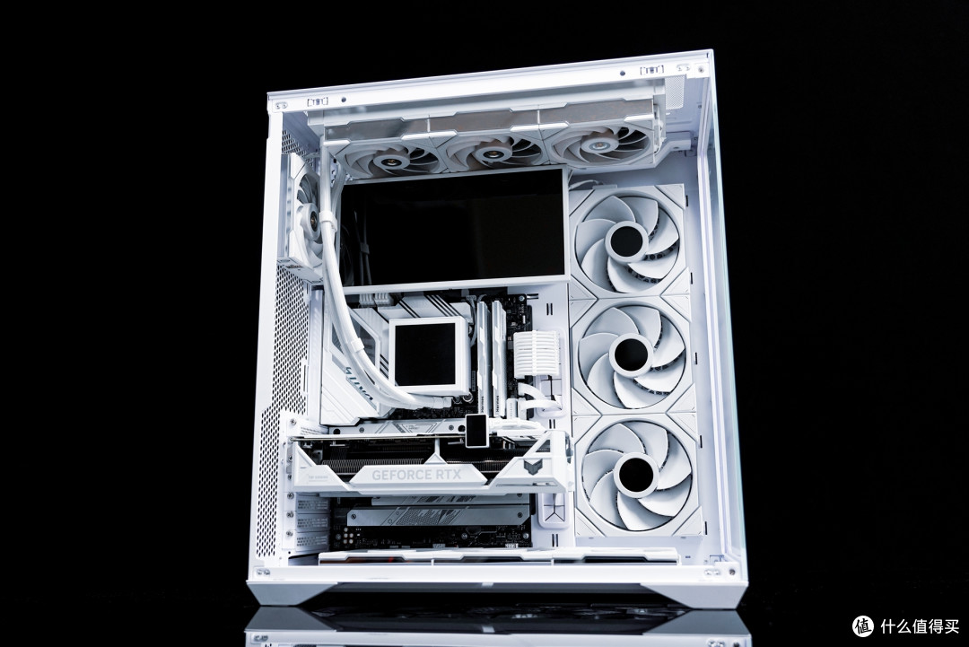 梦幻公主粉白配！I7+RTX4070TI S主机，颜值党的福音？
