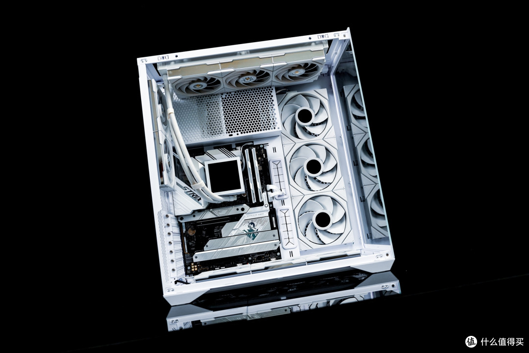 梦幻公主粉白配！I7+RTX4070TI S主机，颜值党的福音？