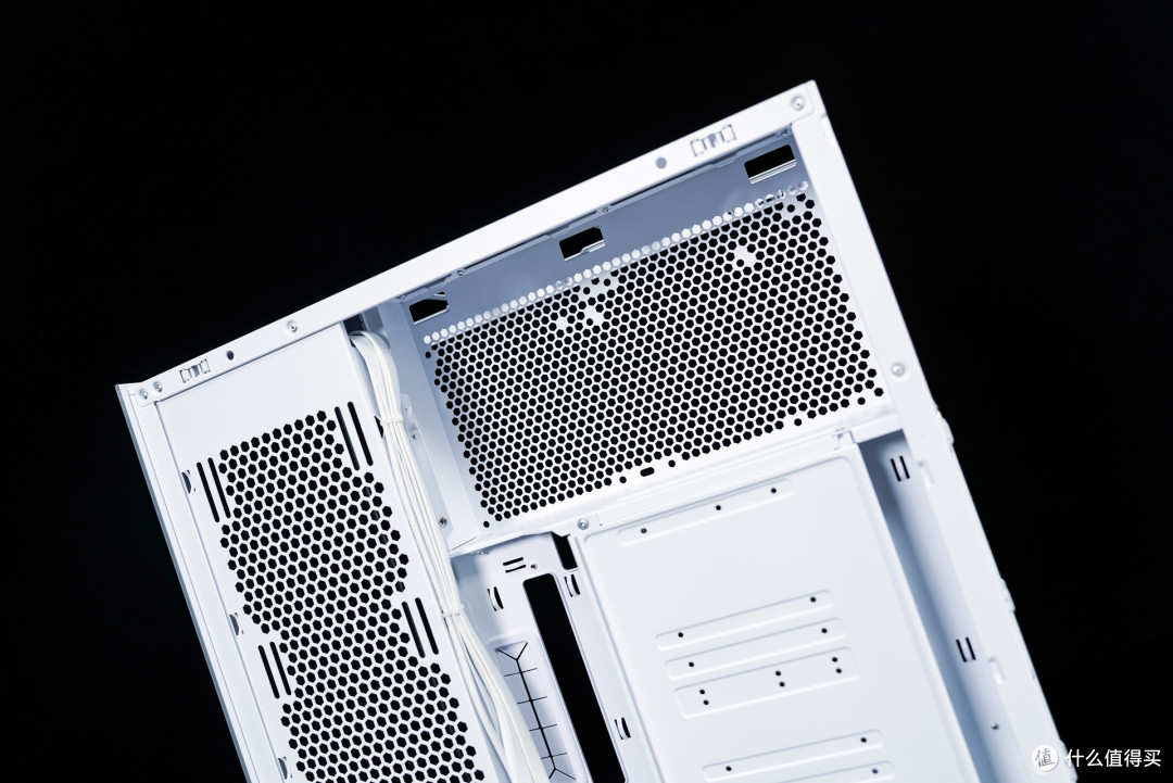 梦幻公主粉白配！I7+RTX4070TI S主机，颜值党的福音？