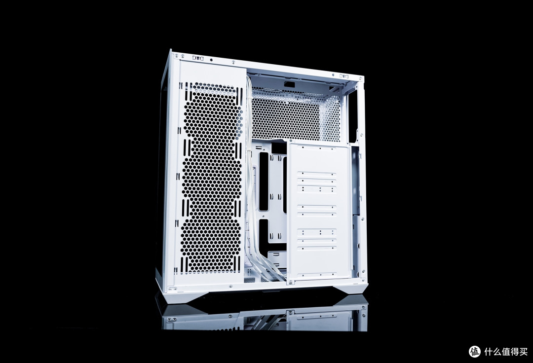 梦幻公主粉白配！I7+RTX4070TI S主机，颜值党的福音？
