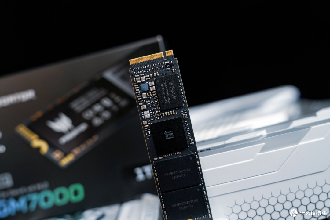 梦幻公主粉白配！I7+RTX4070TI S主机，颜值党的福音？