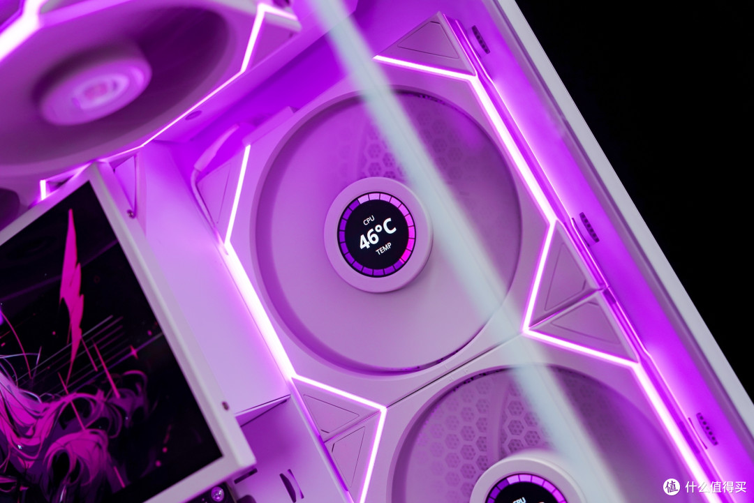 梦幻公主粉白配！I7+RTX4070TI S主机，颜值党的福音？