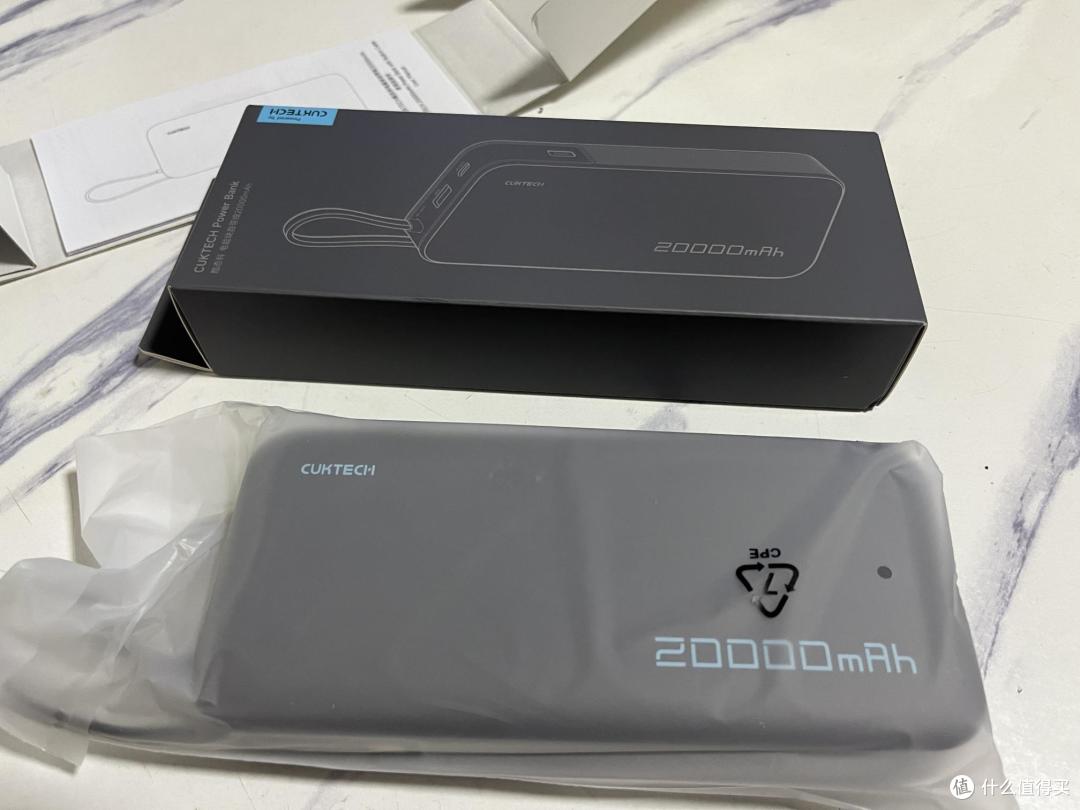 🌟CUKTECH 酷态科自带线电能块，让你的电量永不告急！🔋