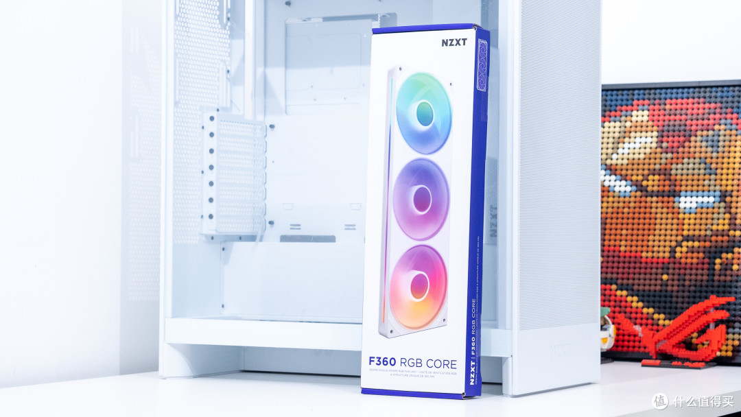高颜值旗舰主机:华硕AYW+索泰4070 欧泊白+TRYX展域360水冷装机分享