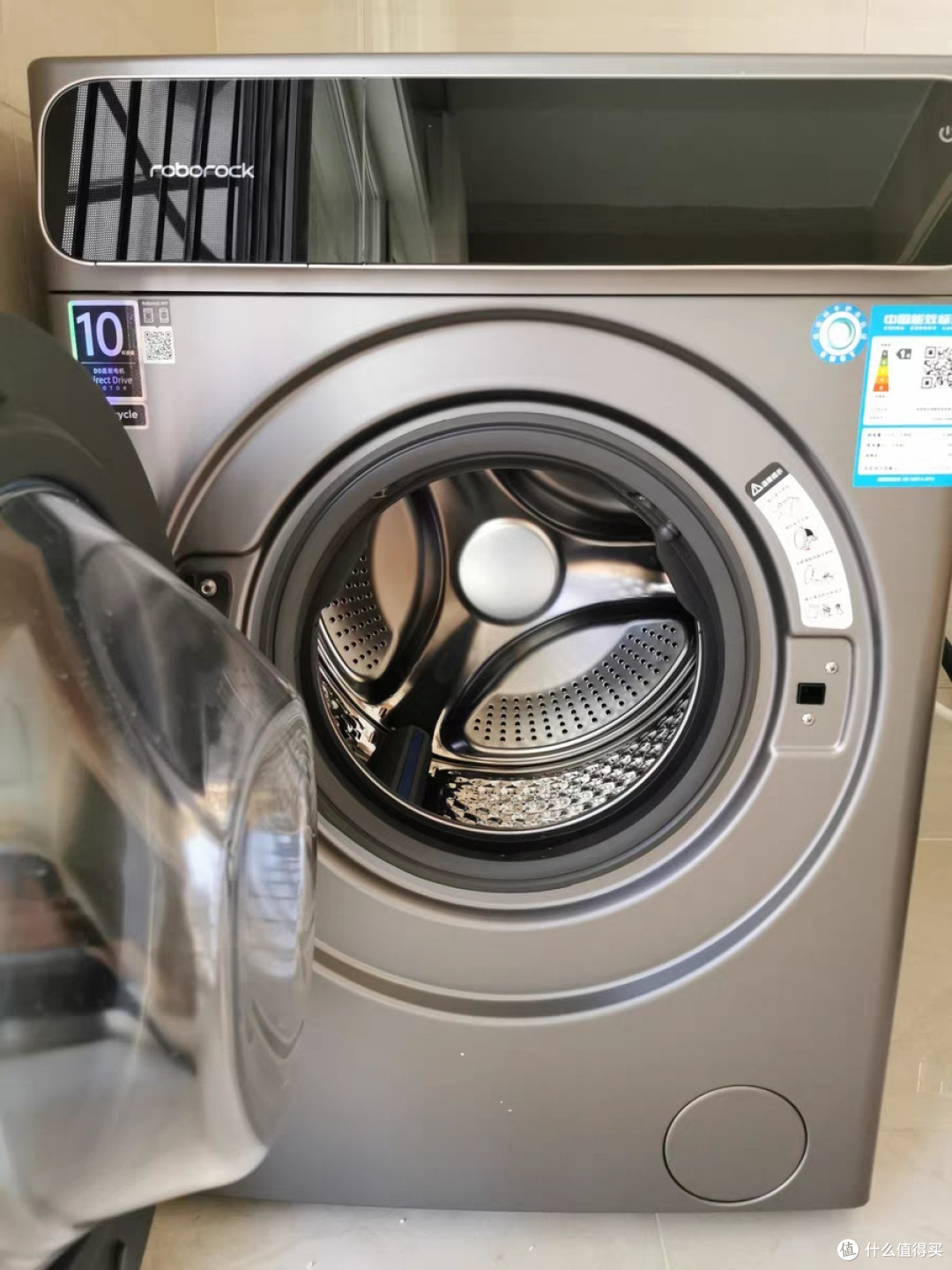 石头新品H1洗烘家用一体机,12公斤大容量除菌除螨,衣物焕然一新,全家洗衣都用它。