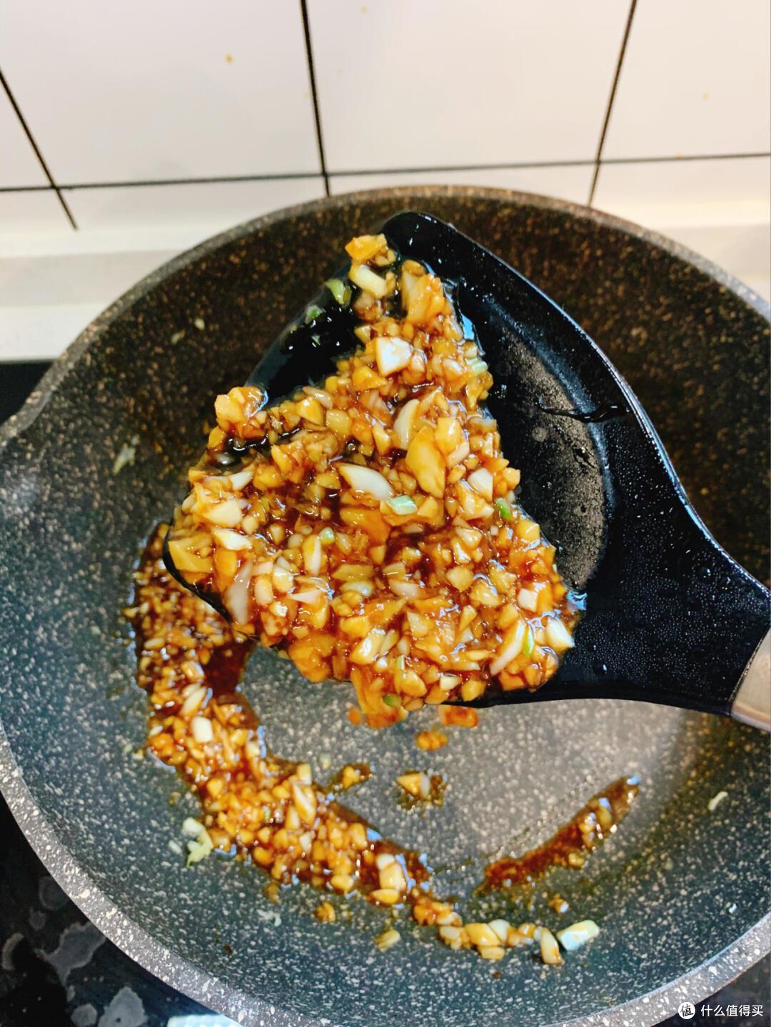 鲜美诱人，蒜蓉大虾家常烹饪秘籍