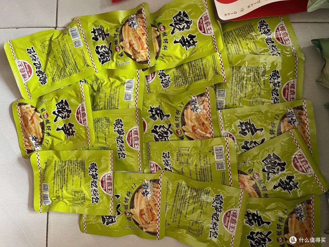 懒人必备!5分钟搞定美味螺蛳粉,在家也能享受地道广西风味!