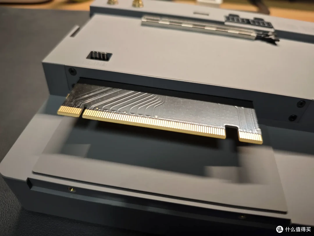 仅售599首发还半价 零刻EX多功能显卡扩展坞首发开箱与测试